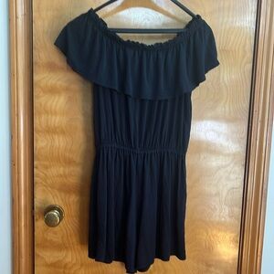 Abercrombie & Fitch Black Romper, off shoulder sooo comfy & in great condition!